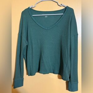 Women’s American Eagle green long sleeve top comfy cute